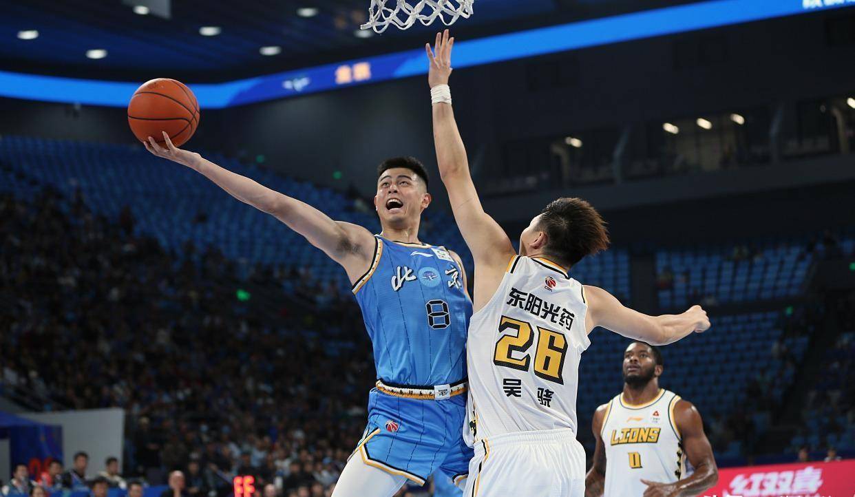 爱游戏 ayx 登录入口今晨北京首钢备战NBA季后赛清晨里尔强势反弹——中超节点到来，现场解说直呼：冲刺阶段里昂调整名单以备NBA总决赛的简单介绍